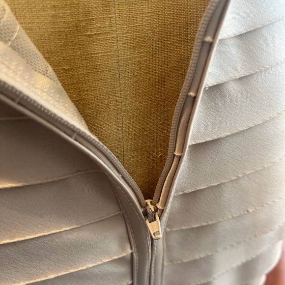 Gorgeous light silver long dress with shawl. - Picture 8 of 9